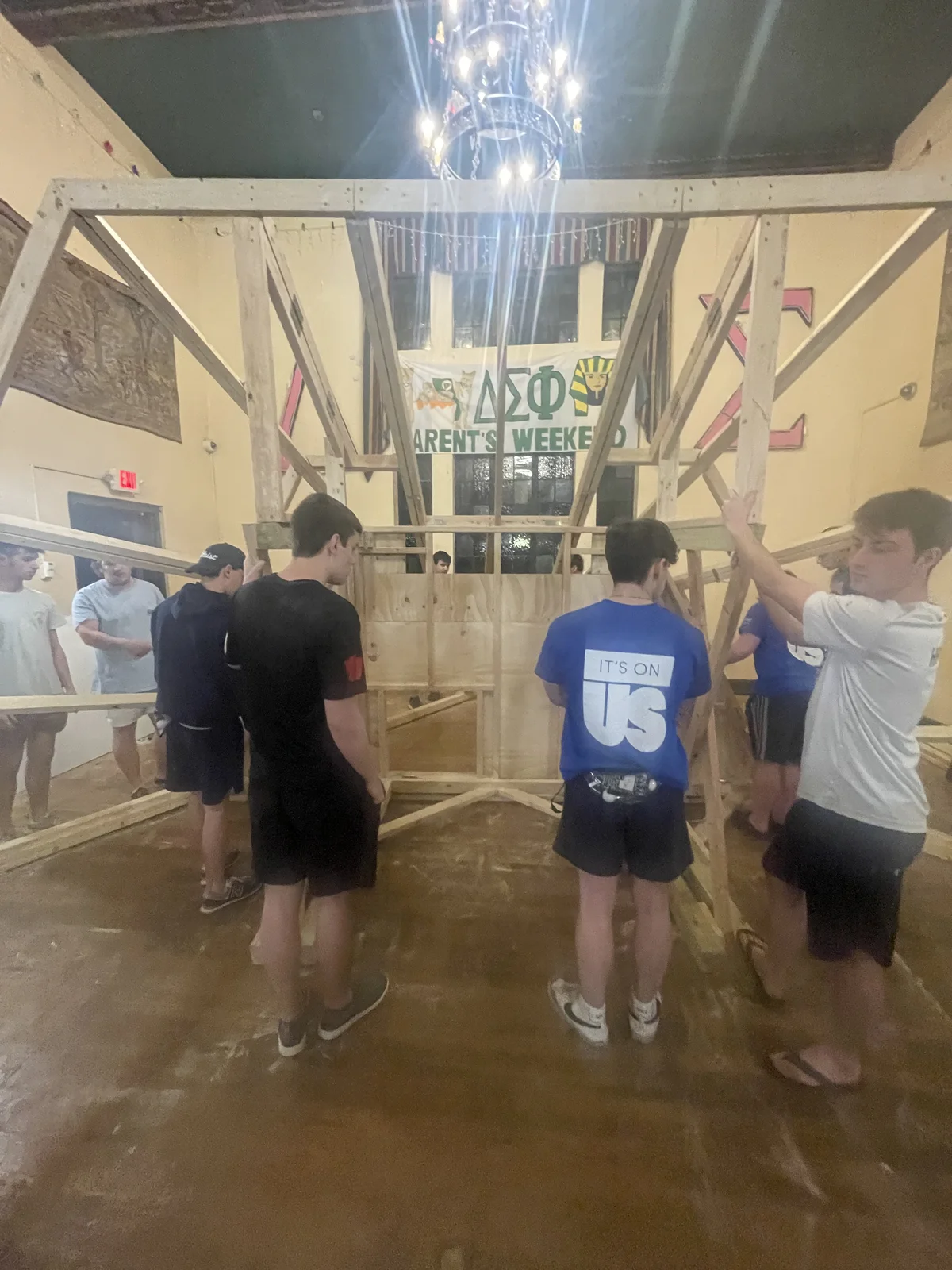 Building the collapsible 21-foot DJ pyramid